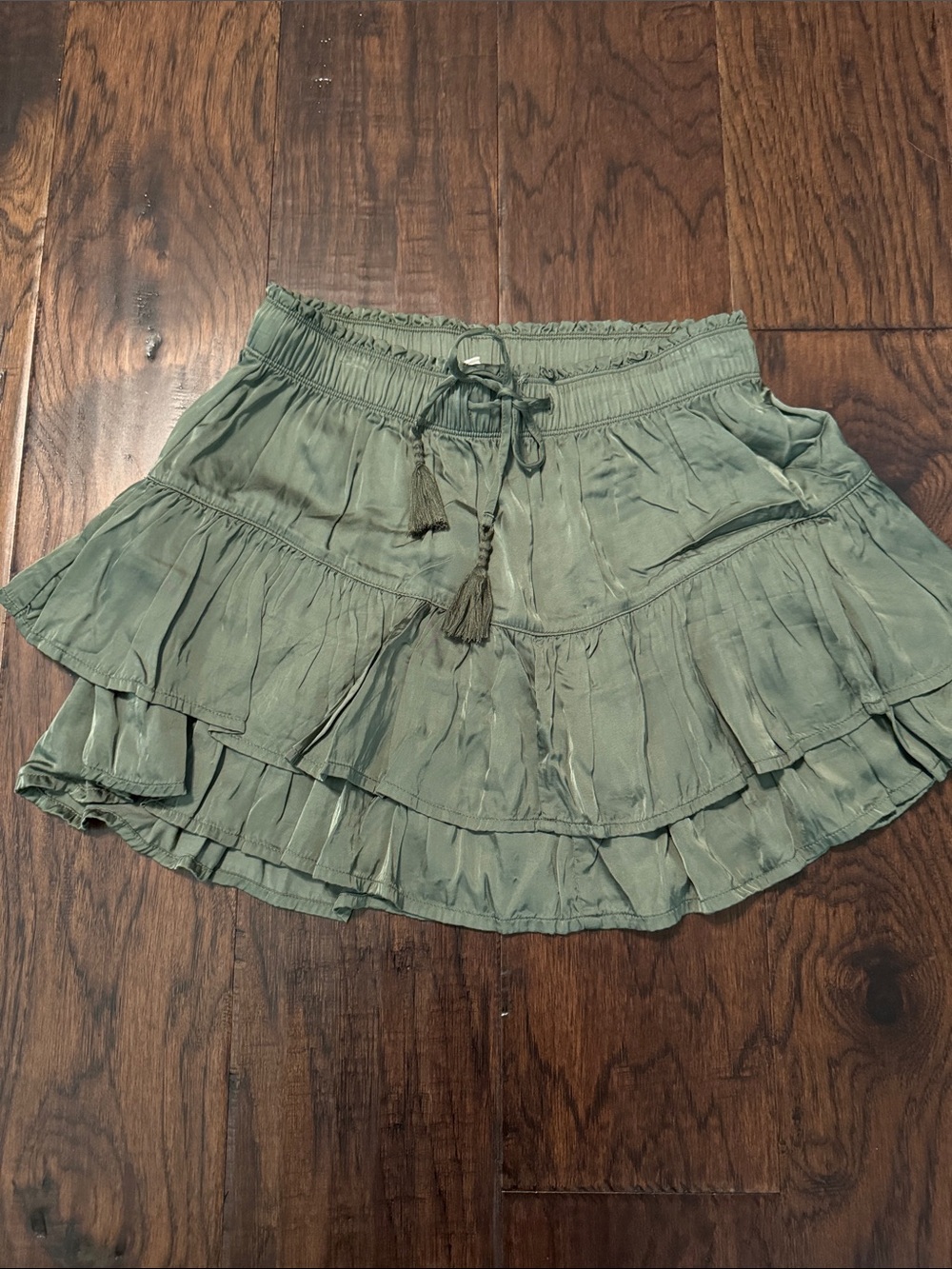 Aerie- Layered Olive Green Ruffle Mini Skirt
